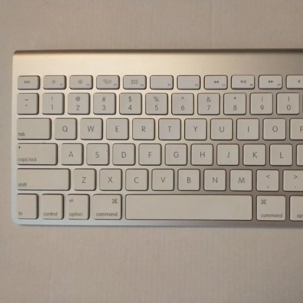 Apple Magic Keyboard (Model#A1314) Battery AA(not included)